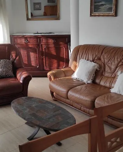 Piso As Rodas * 비야누에바 데 아로사